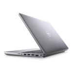 Dell Precision 3561, leggermente girato di lato