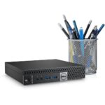 postazione completa con pc optiplex mini 7050, solo pc in orizzontale accanto ad un porta penne