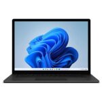 Surface Laptop 3 Touch 15″, fronte aperto e acceso